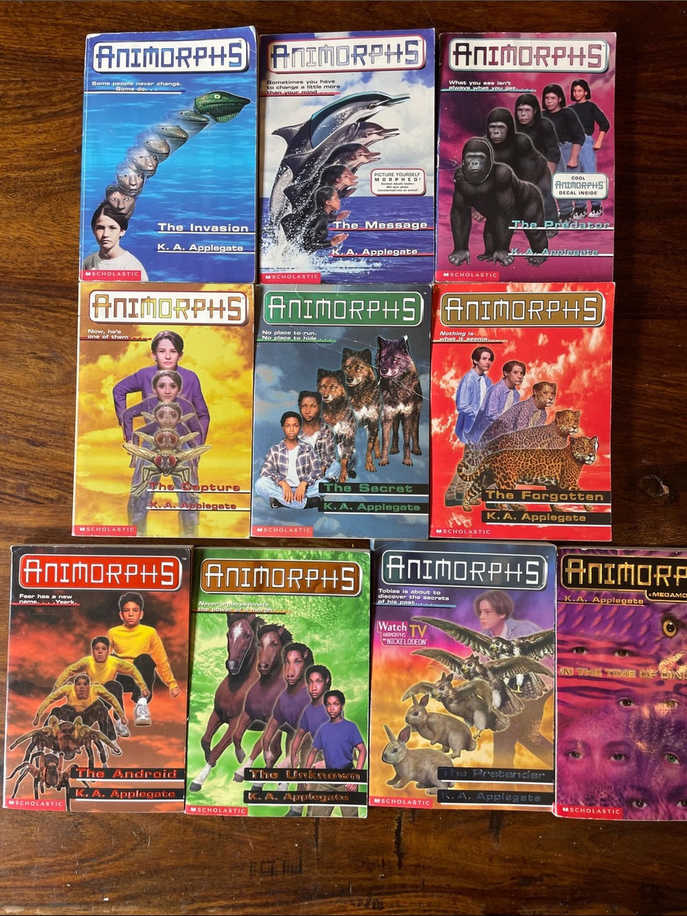 10 ANIMORPHS Scholastic Apple Vintage Softcover Lot of Books by K.A. Applegate